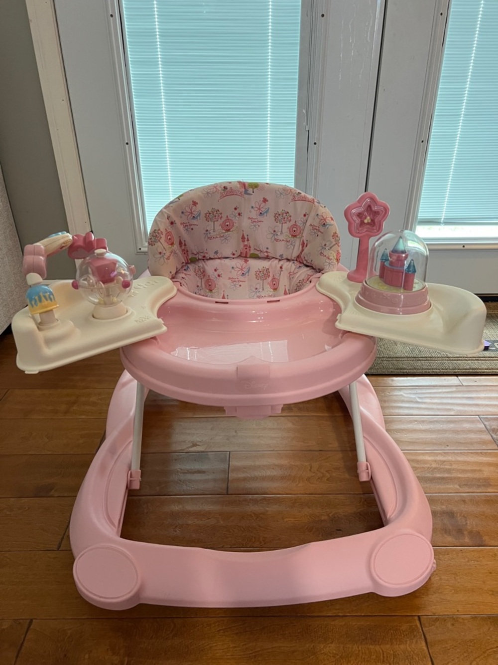 Disney Princess Baby Walker - Picture 8 of 8